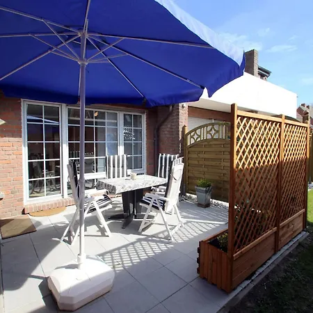 Mit Sonnenterrasse In Dornumersiel