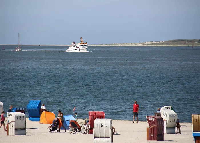 Mit Sonnenterrasse In 公寓